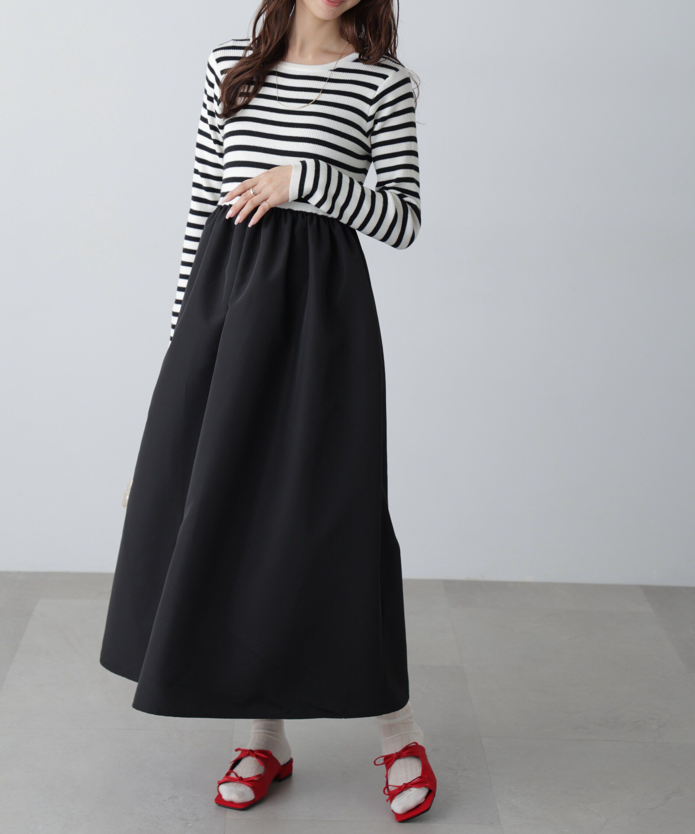  「布帛ドッキングクルーネックワンピース」|ワンピース|ブラックボー 1