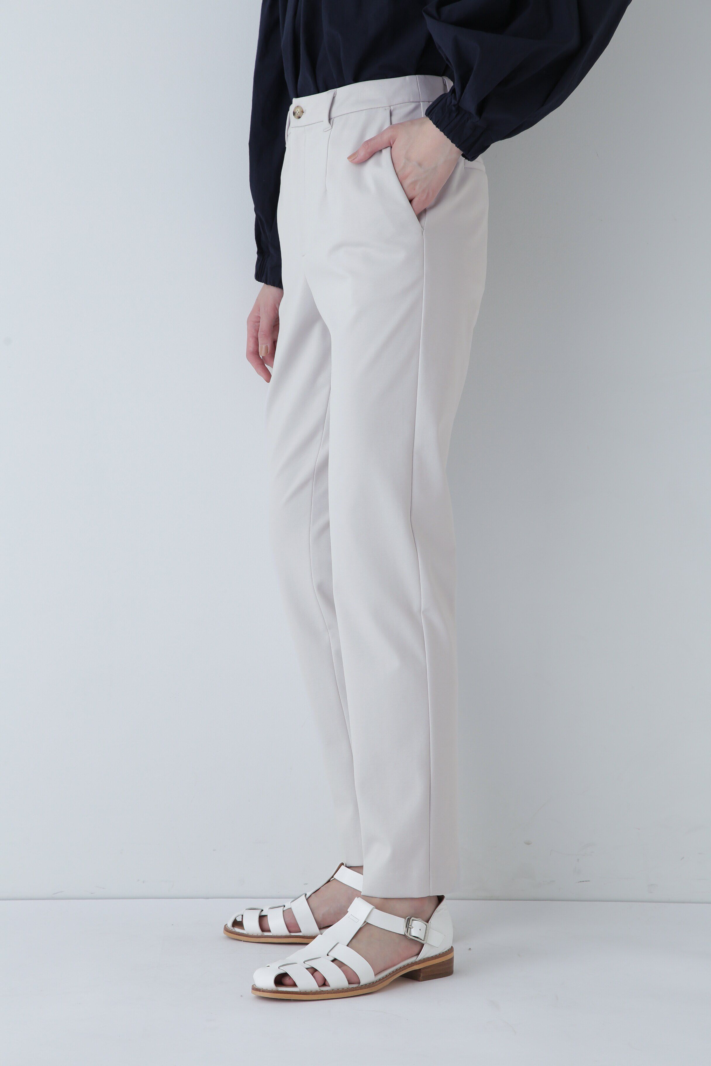  「ストレッチポンチテーパードパンツ」|その他|