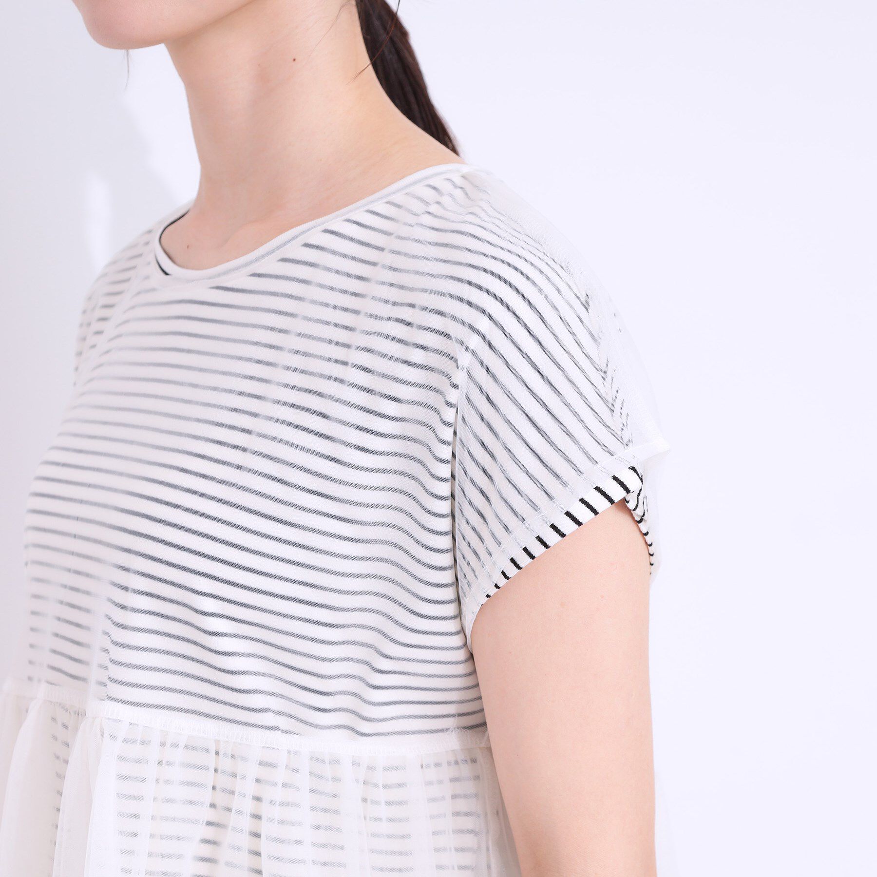 SHOO･LA･RUE「【S-LL/2点セット】程よい甘さをプラス Tシャツ＋チュールトップス」|Tシャツ・カットソー|