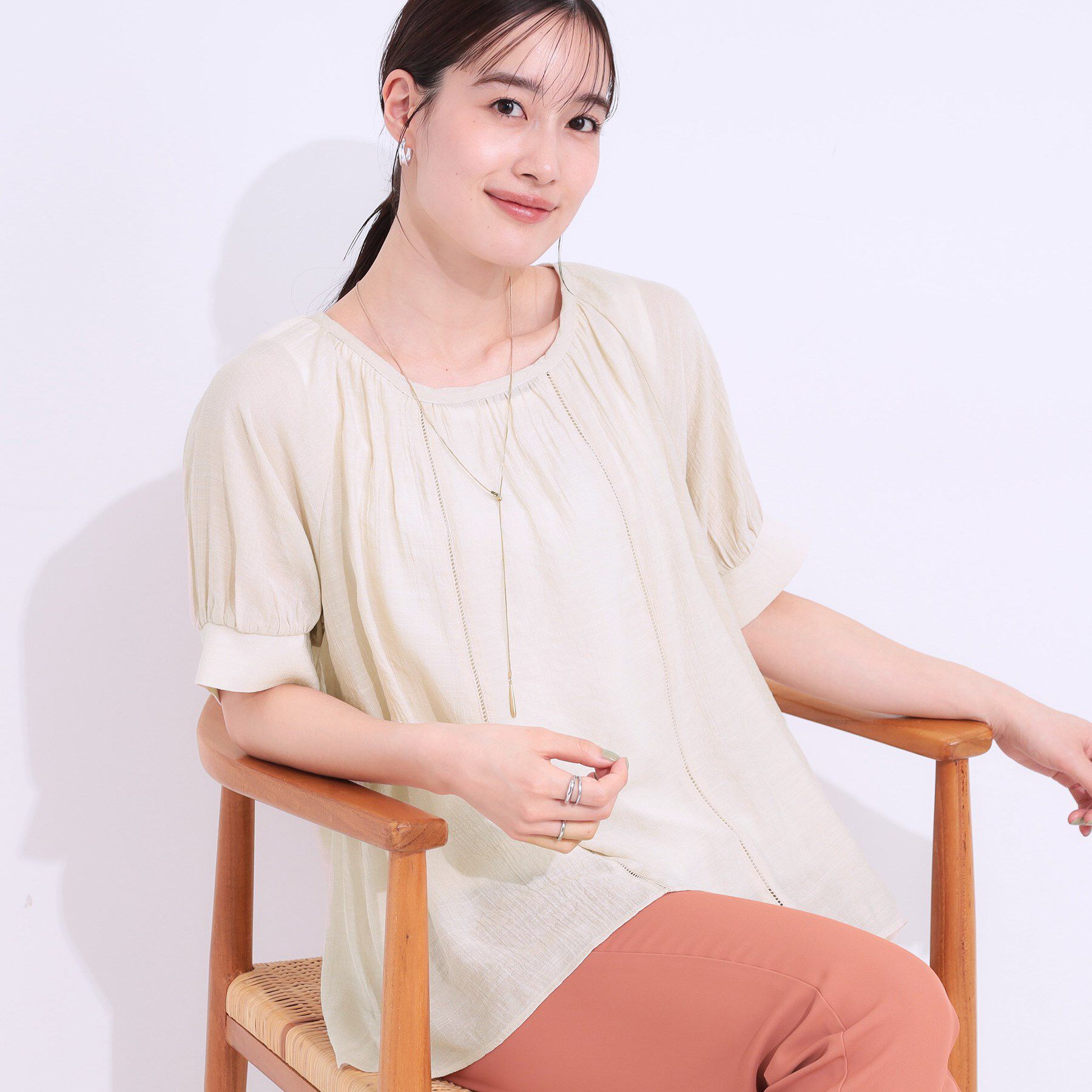 SHOO･LA･RUE「【S-LL/2点セット】インせず着られる はしごレース5分袖ブラウス」|シャツ・ブラウス|ライトベージュ(05