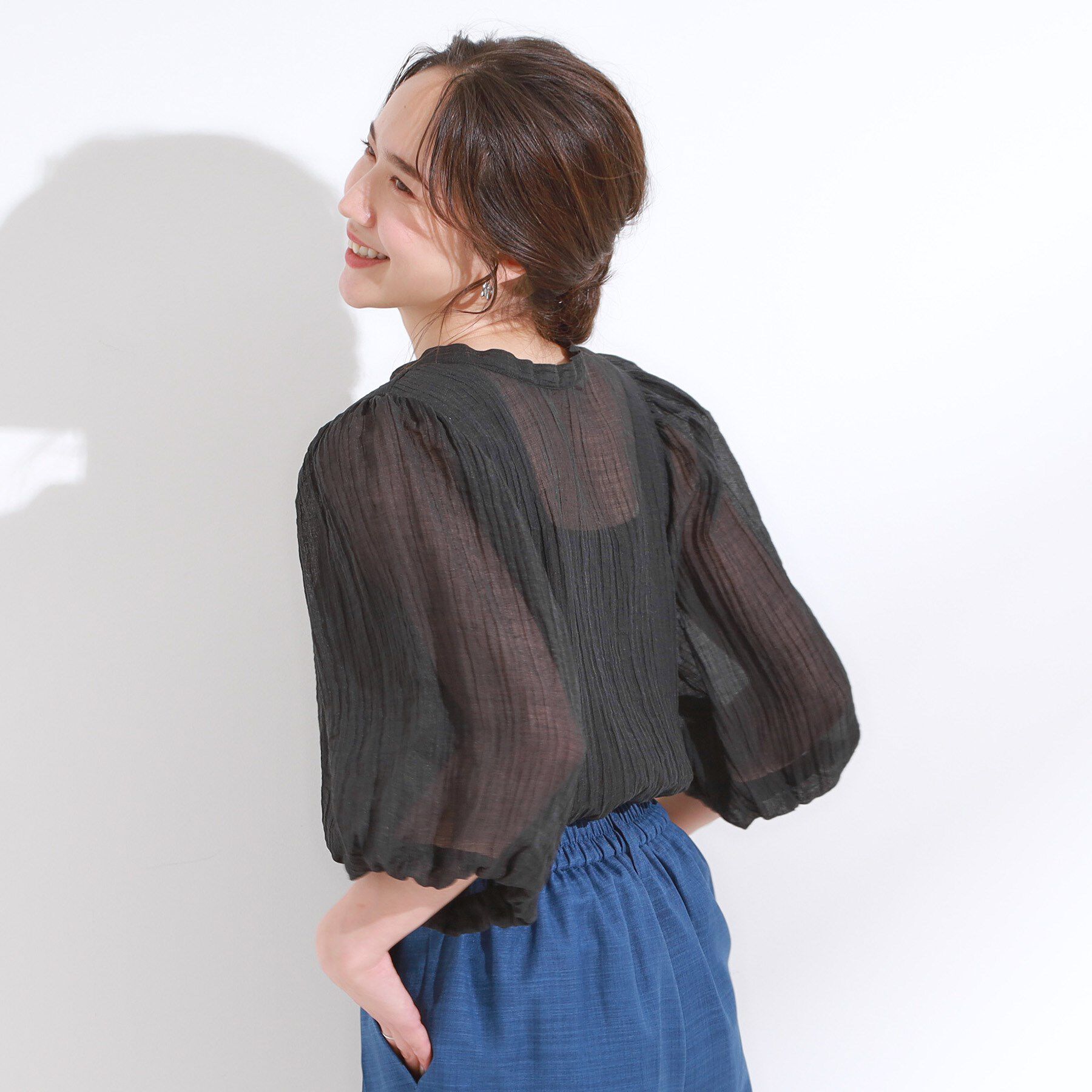 SHOO･LA･RUE「【S-LL/前後2WAY】バルーンスリーブが華やか こなれ見えシアーブラウス」|シャツ・ブラウス|