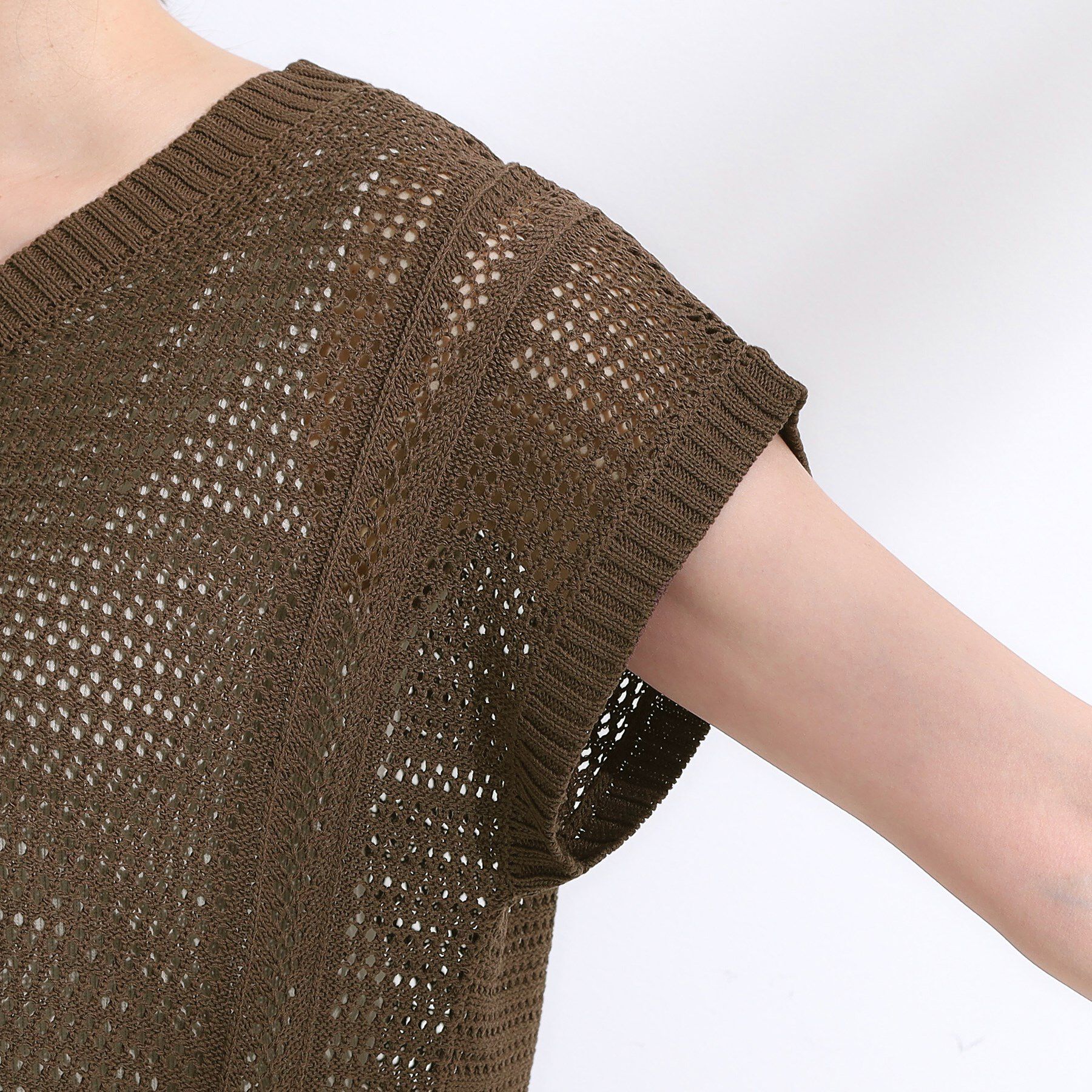 SHOO･LA･RUE「【S-LL】裾フリンジマクラメVネックニット」|ニット・セーター|