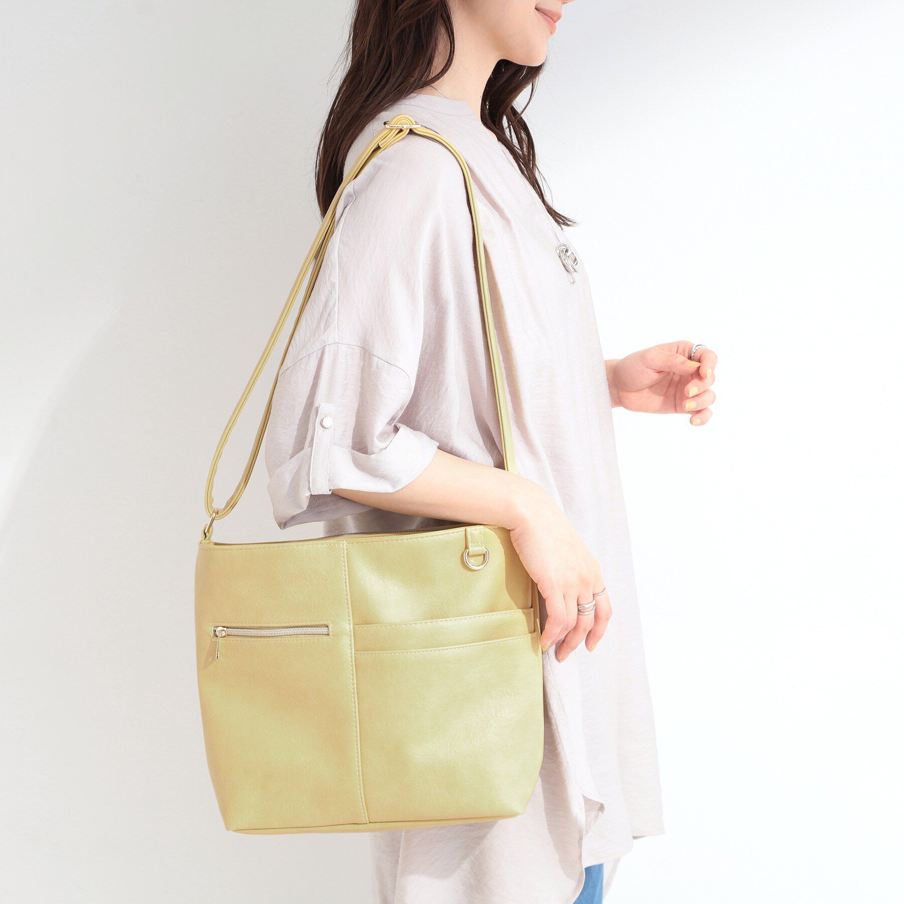 SHOO･LA･RUE「【8ポケット】フロント切替 ショルダーバッグ」|ショルダー・メッセンジャー|