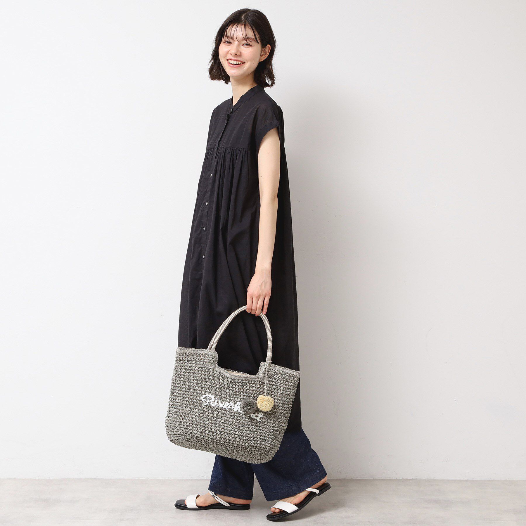 Dessin「【軽量・A4収納可】ポンポンチャームペーパーロゴトートバッグ」|トートバッグ|