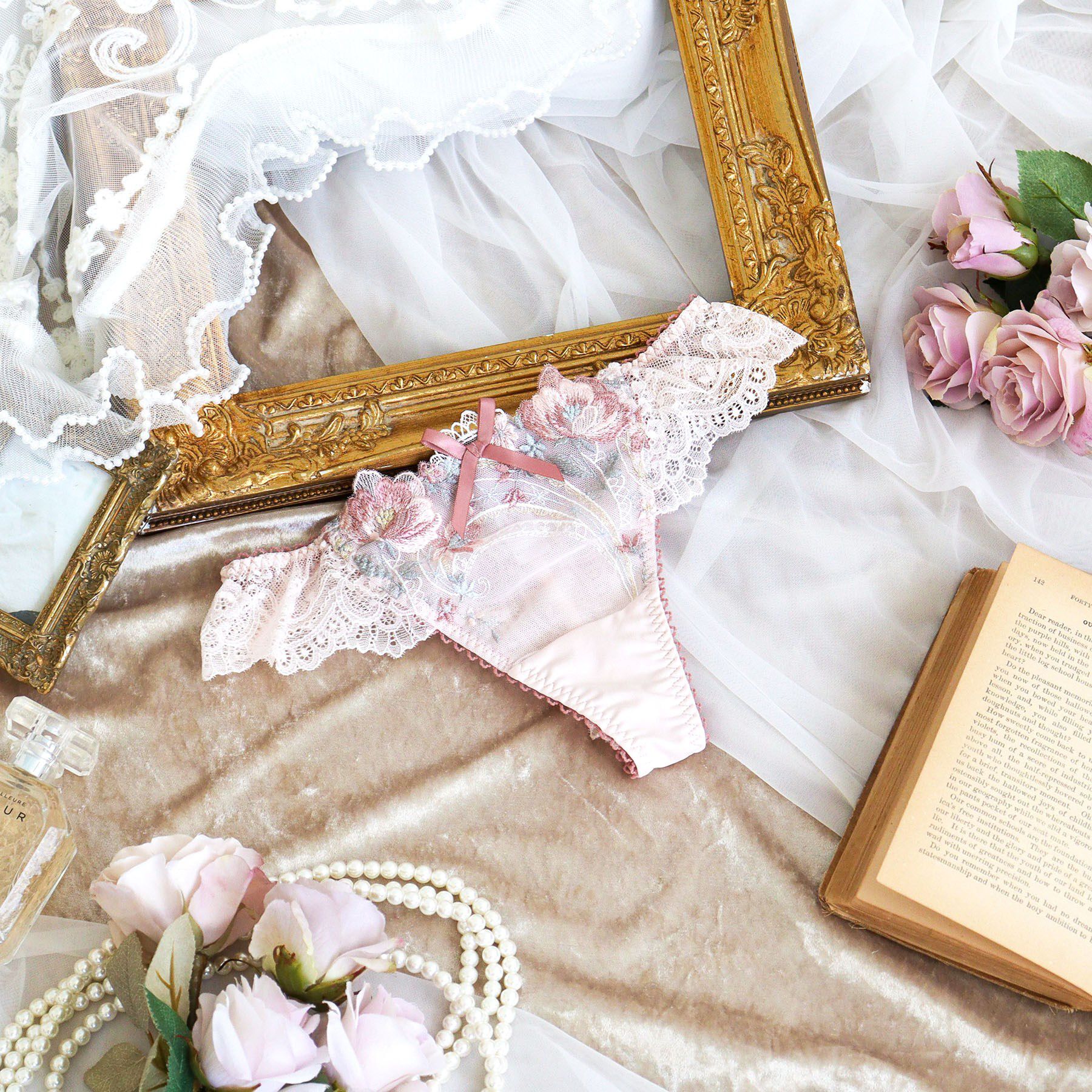 Risa Magli「サリー Tバック」|インナー|ピンク(071)