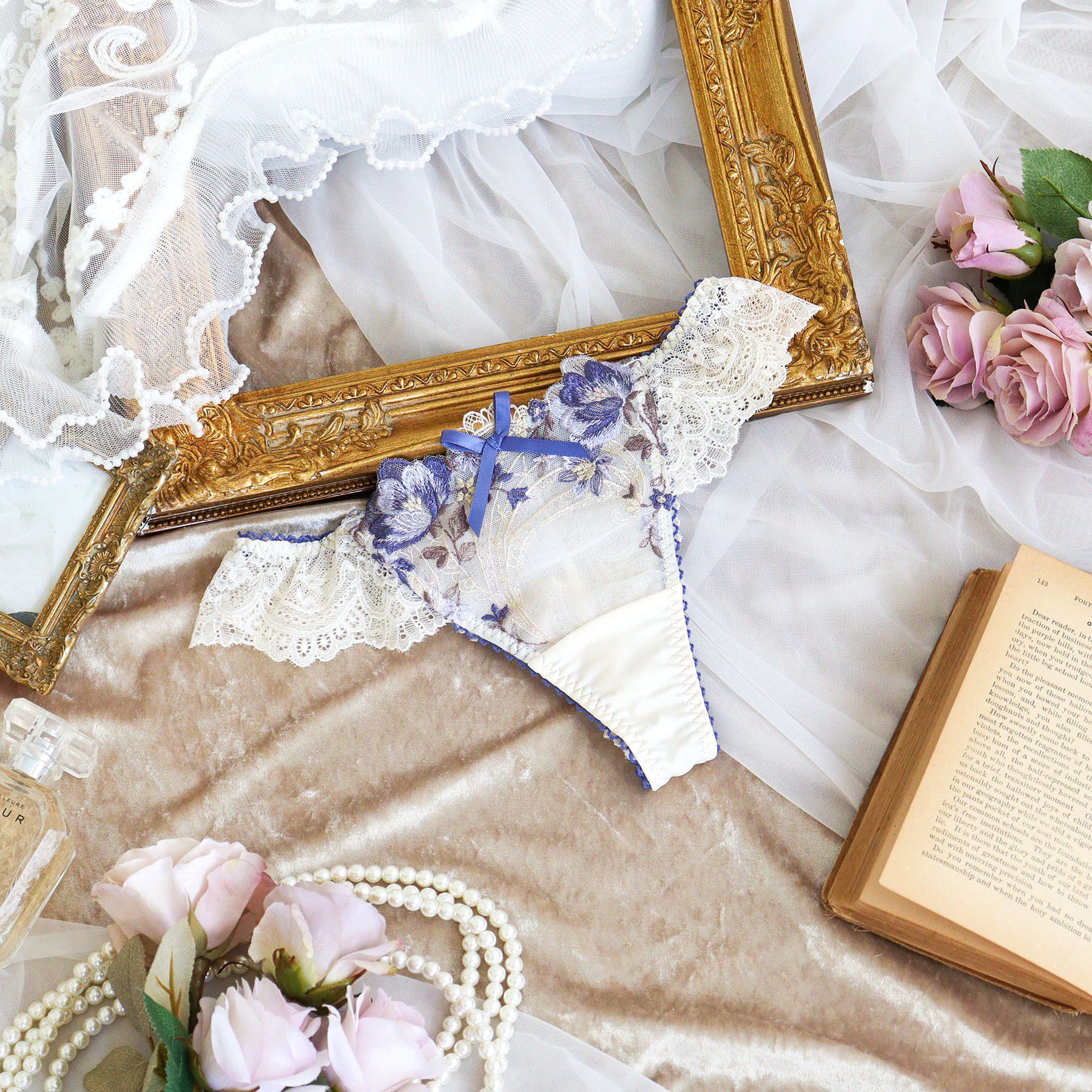 Risa Magli「サリー Tバック」|インナー|ブルー(092)