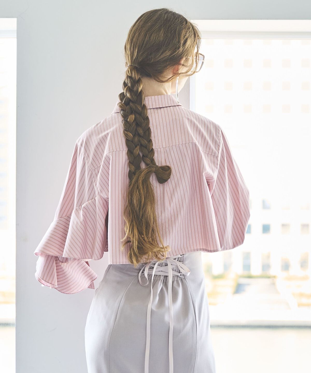 アンドクチュール「ストライプアシメフリルクロップドシャツ」|シャツ・ブラウス|