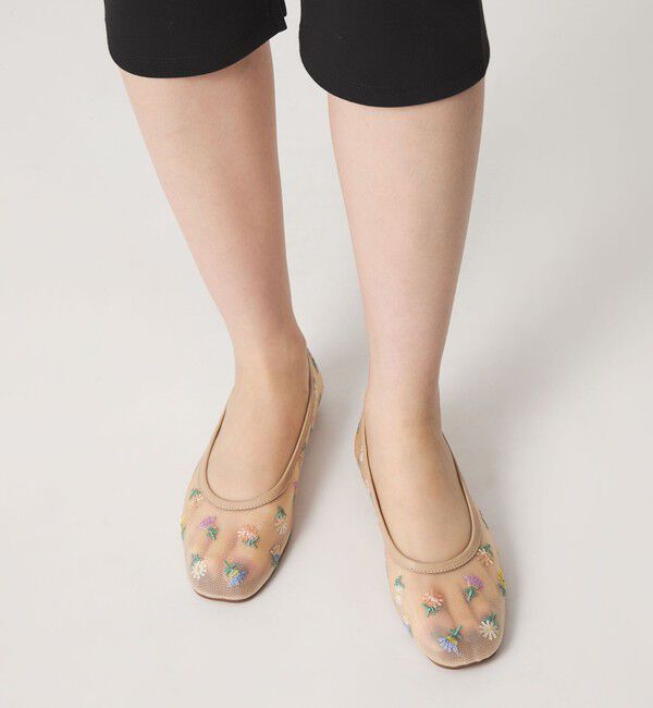 ODETTE E ODILE「フラワーチュール フラット10&uarr;」|パンプス|