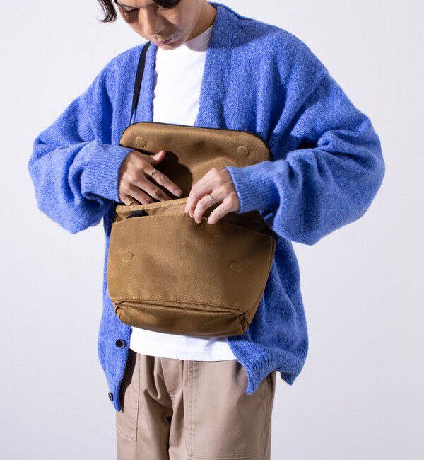 GLOSTER「【UNIVERSAL OVERALL/ユニバーサルオーバーオール】フラップショルダーバッグ」|ショルダー・メッセンジャー|