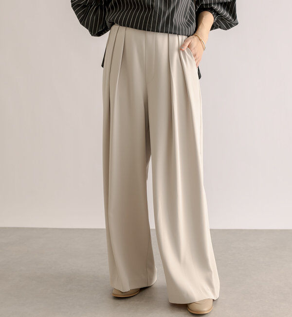  「【ウォッシャブル】【シーズンレスで使える】タックワイドスラックス」|チノ|