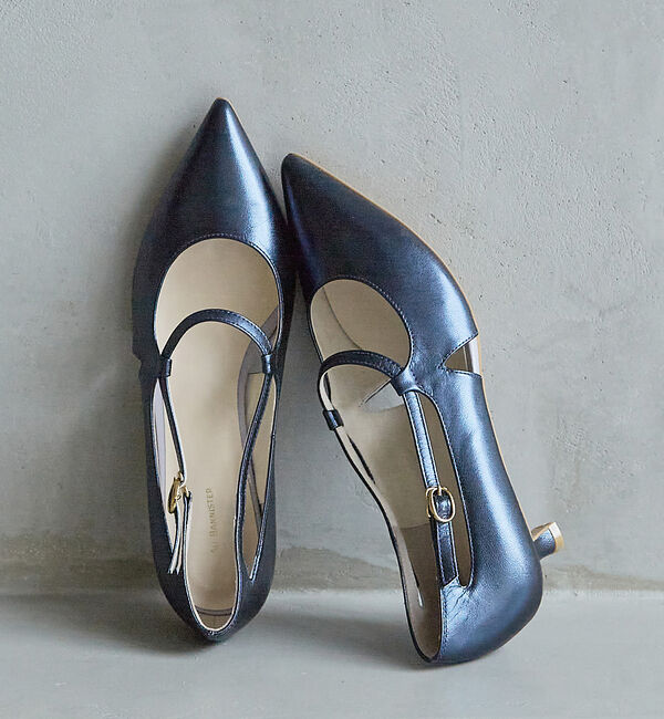 AU BANNISTER「ポインテッドラウンドストラップパンプス」|パンプス|ネイビー