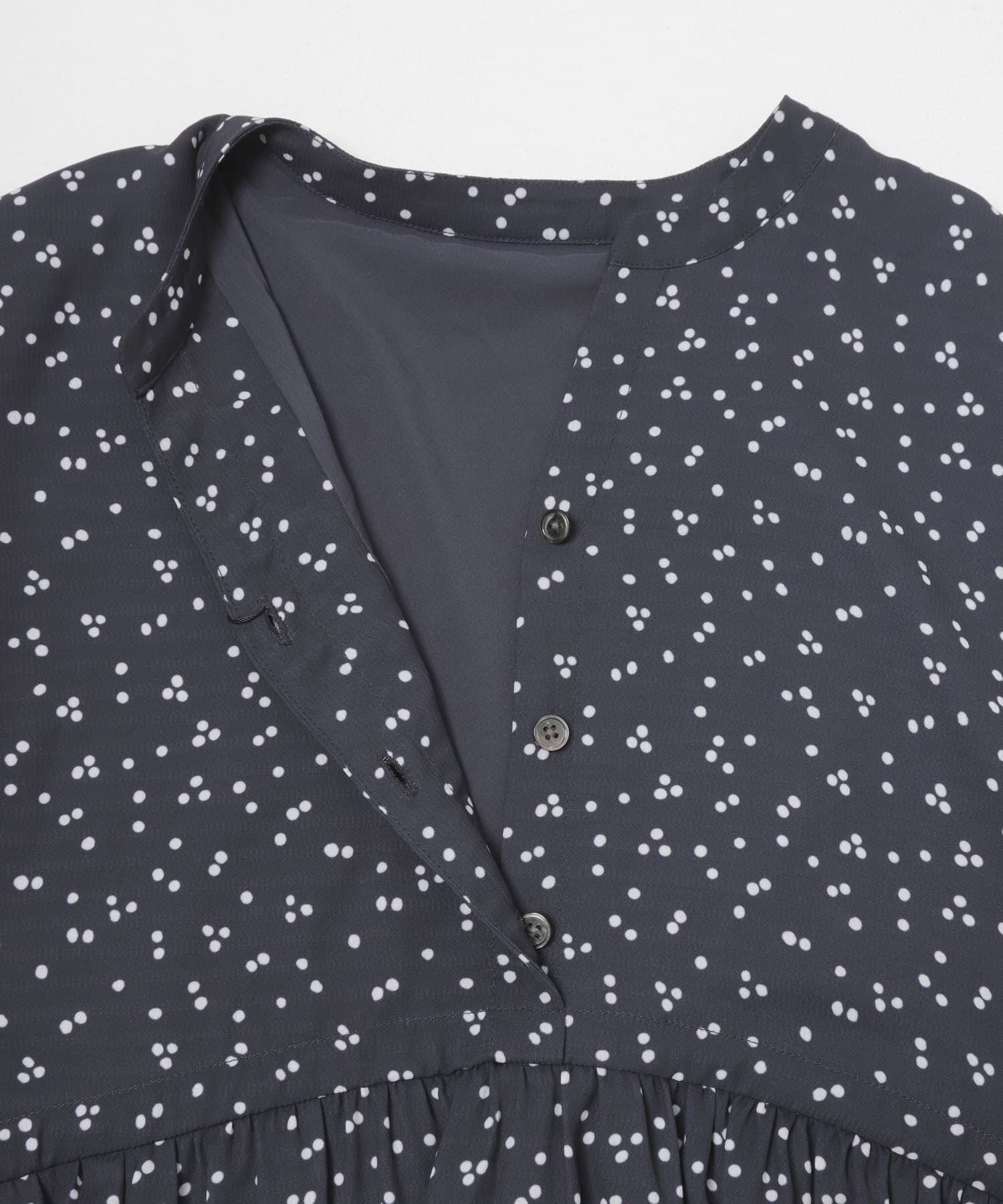 URBAN RESEARCH ROSSO「『WEB限定』ランダムドットボリュームワンピース」|ワンピース|