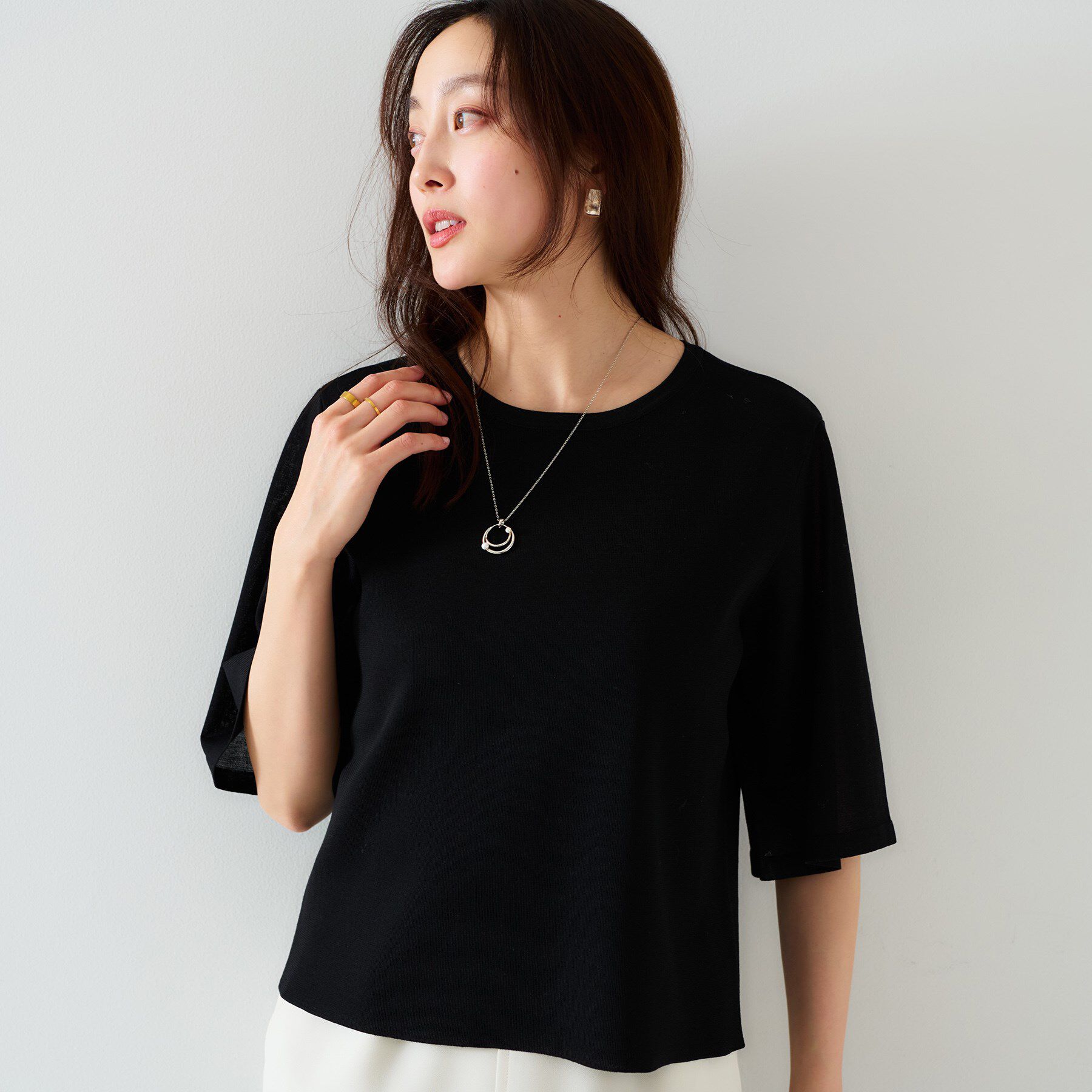 UNTITLED「【清涼感/二の腕カバー】シアープルオーバーニット」|ニット・セーター|ブラック(019)