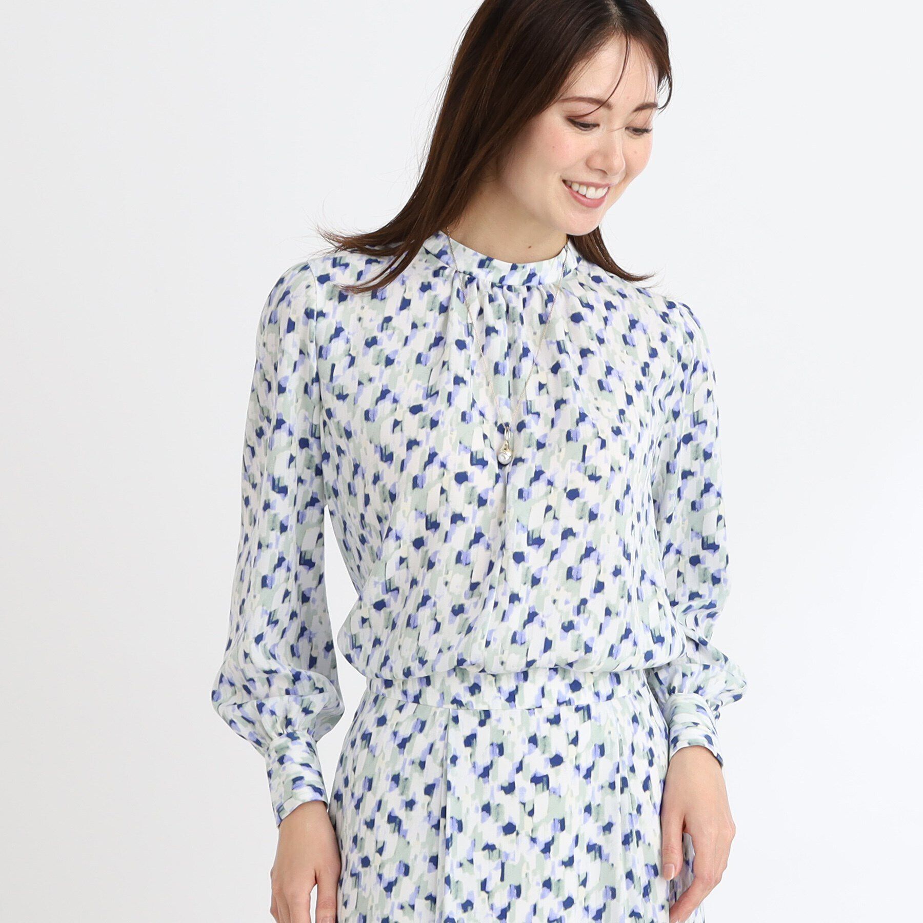 Reflect「【マシンウォッシュ可／セットアップ可】パフスリーブプリントブラウス」|シャツ・ブラウス|