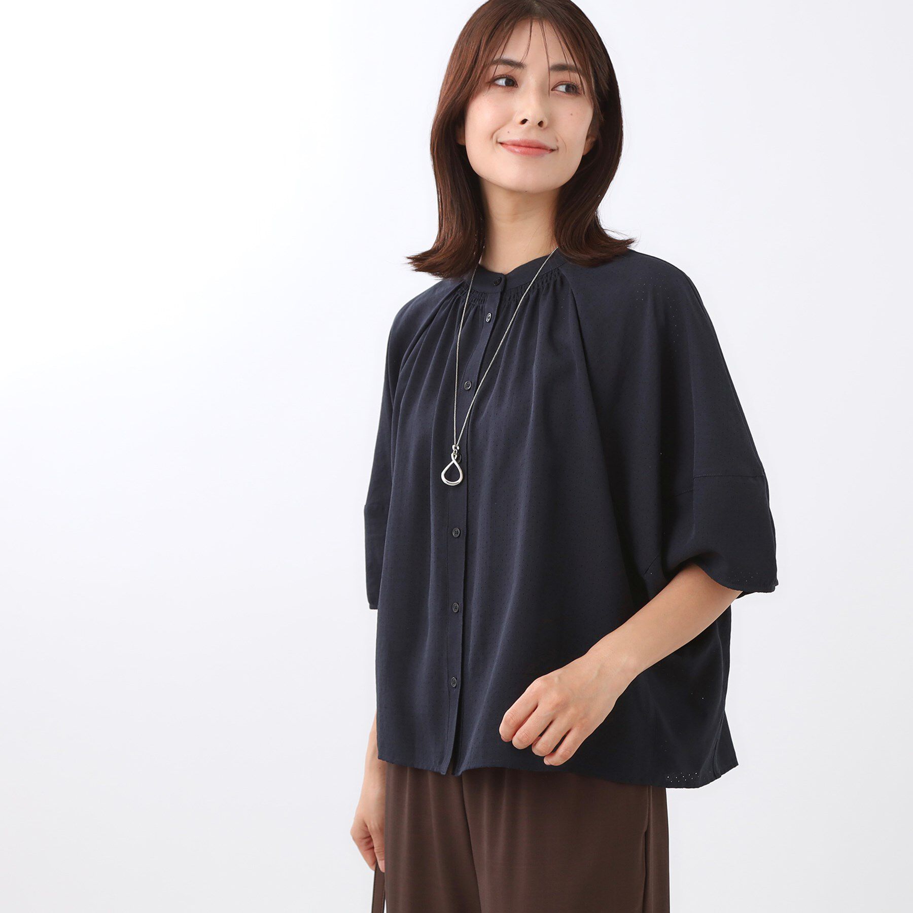 Reflect「【体型カバー／ゆったり着られる◎】バンドカラー七分袖ブラウス」|シャツ・ブラウス|