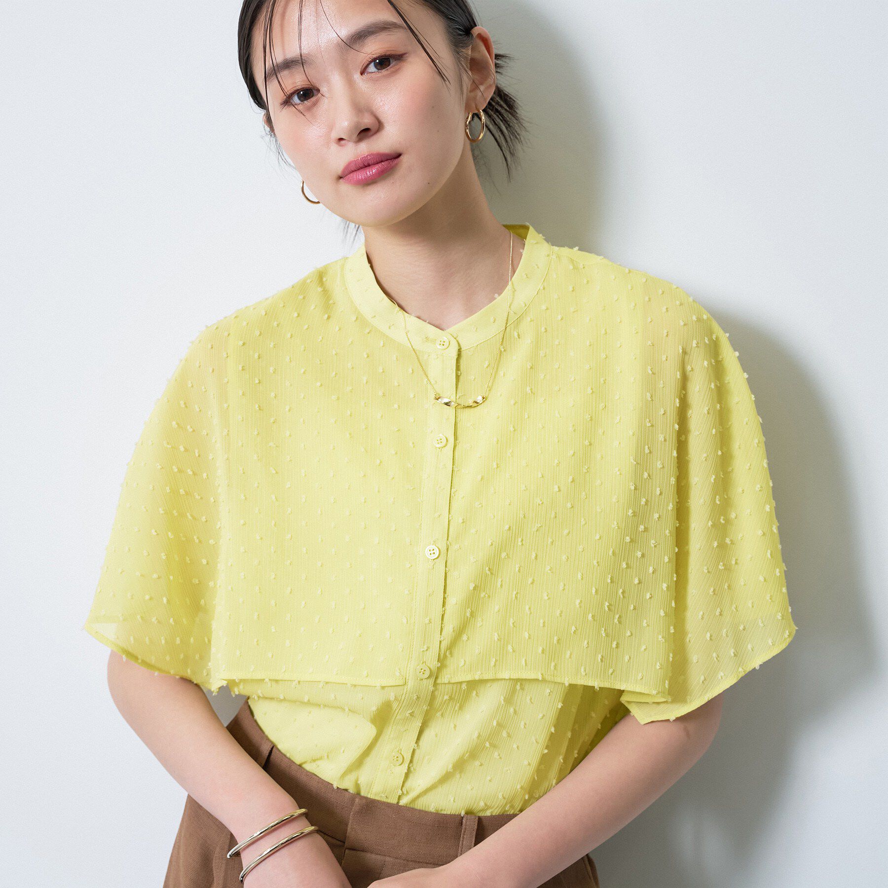 INDIVI「【洗える／ドットモチーフ】ケープスリーブブラウス」|シャツ・ブラウス|グリーン(025)