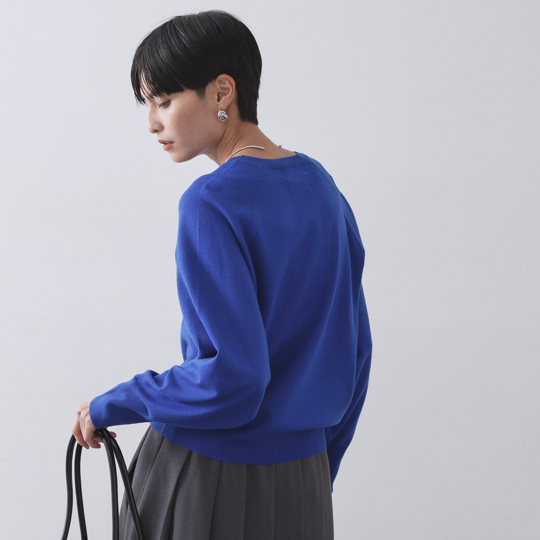 OPAQUE.CLIP「ラグランクルーネックニット/エクストラファインメリノウール【THEシリーズ/洗濯機OK】」|ニット・セーター|