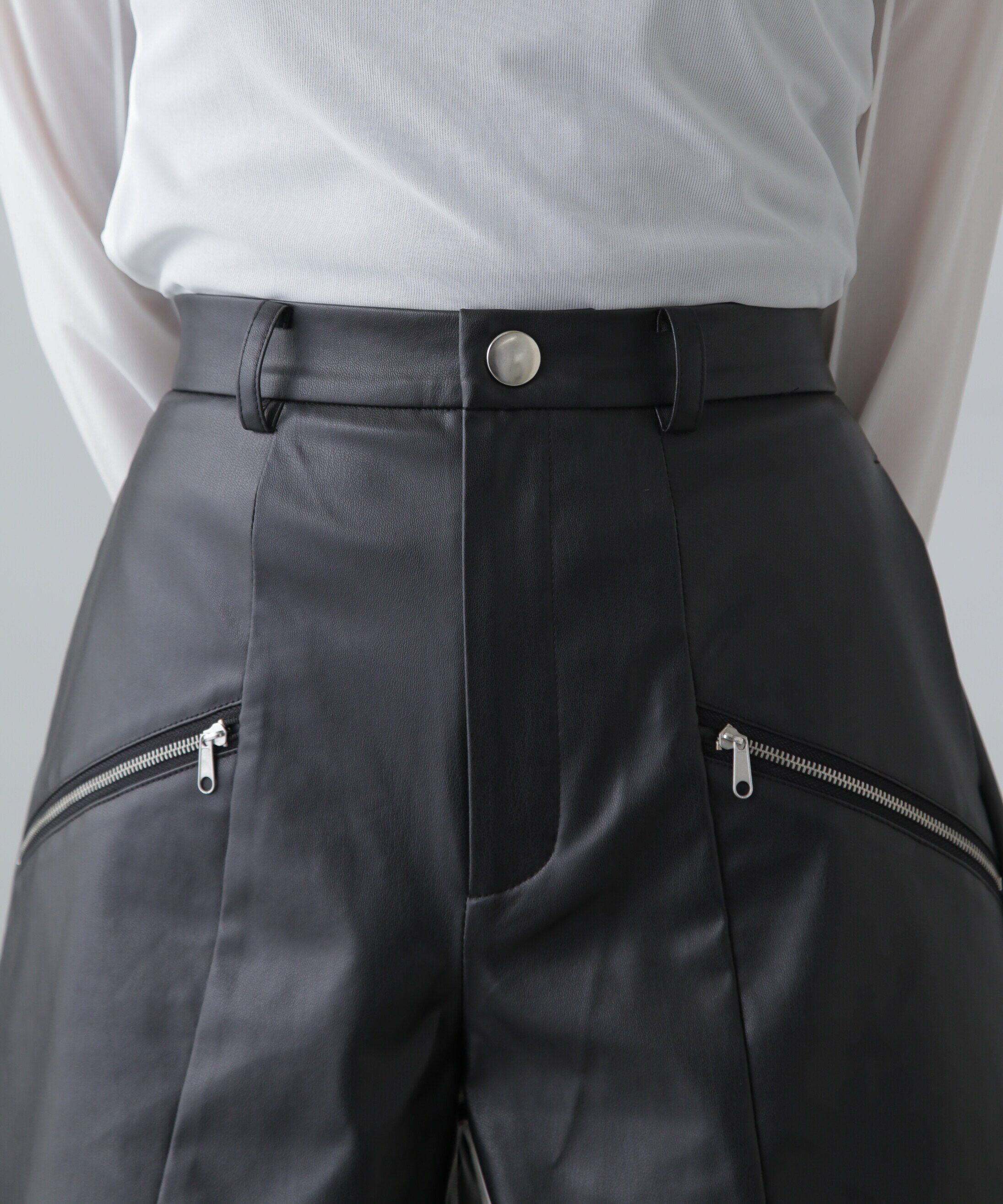  「合皮ショートパンツ」|その他|