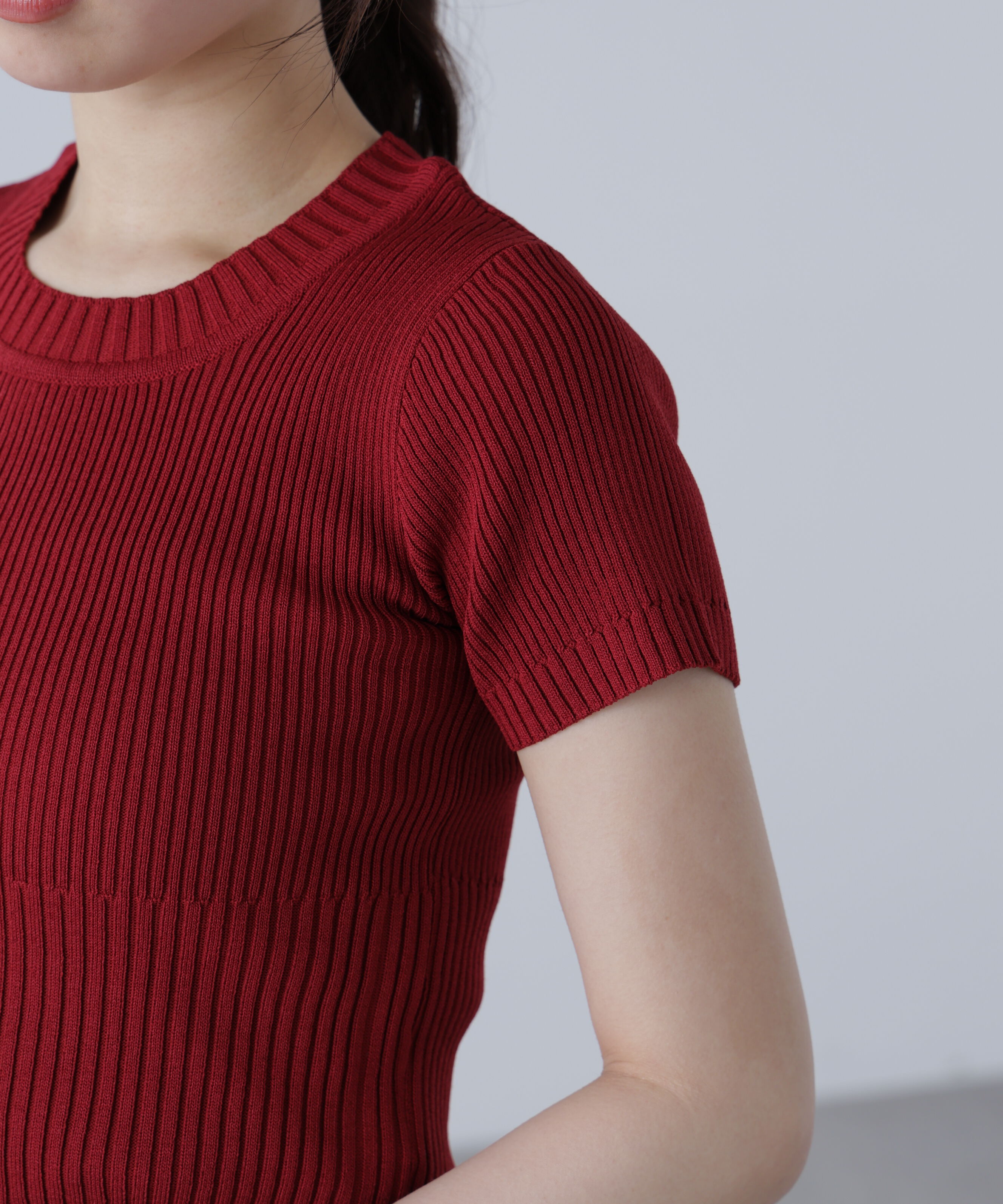  「ショート丈クルーネックリブニット」|ニット・セーター|