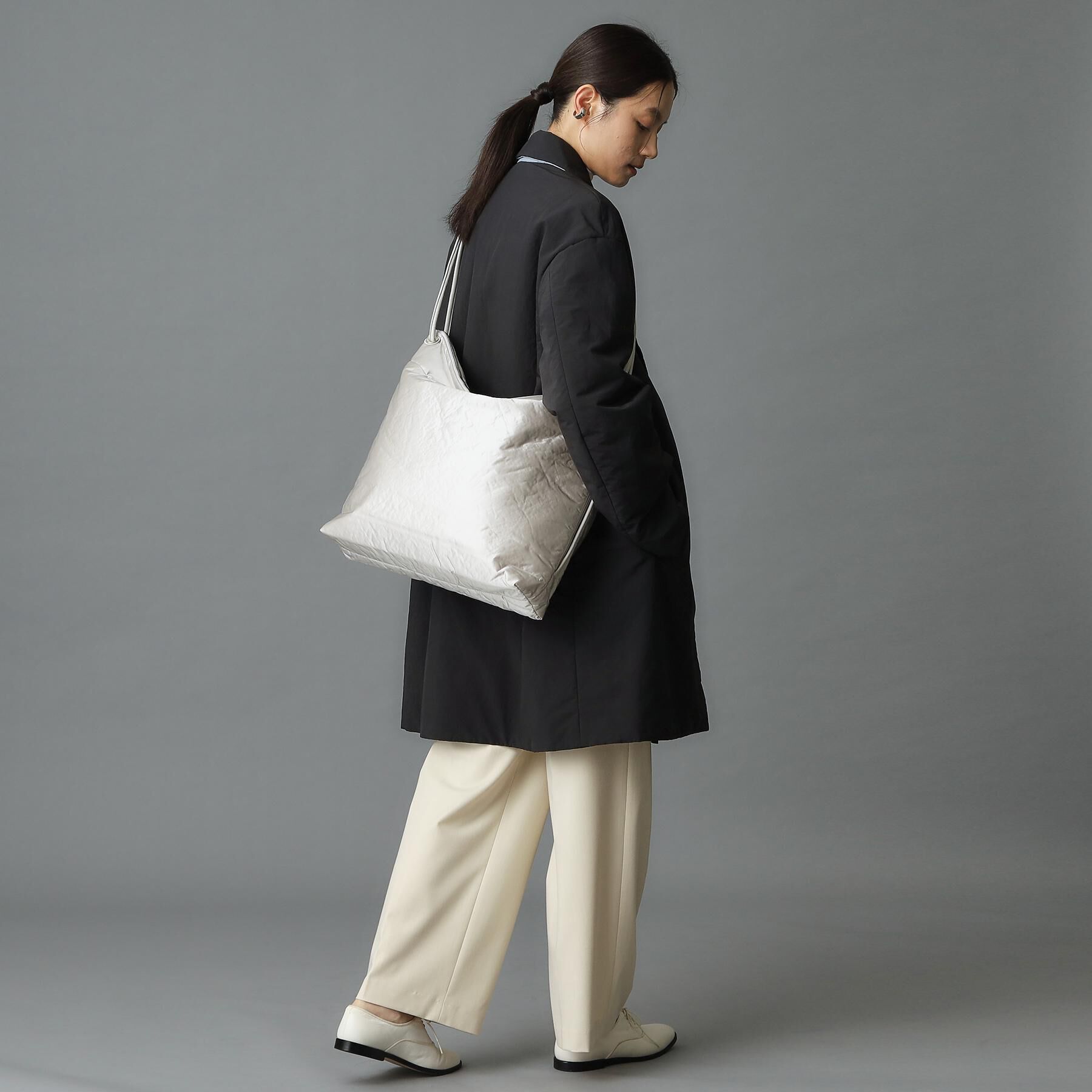 HIROKO HAYASHI「ENORME（エノルメ）ショルダーバッグ」|ショルダー・メッセンジャー|