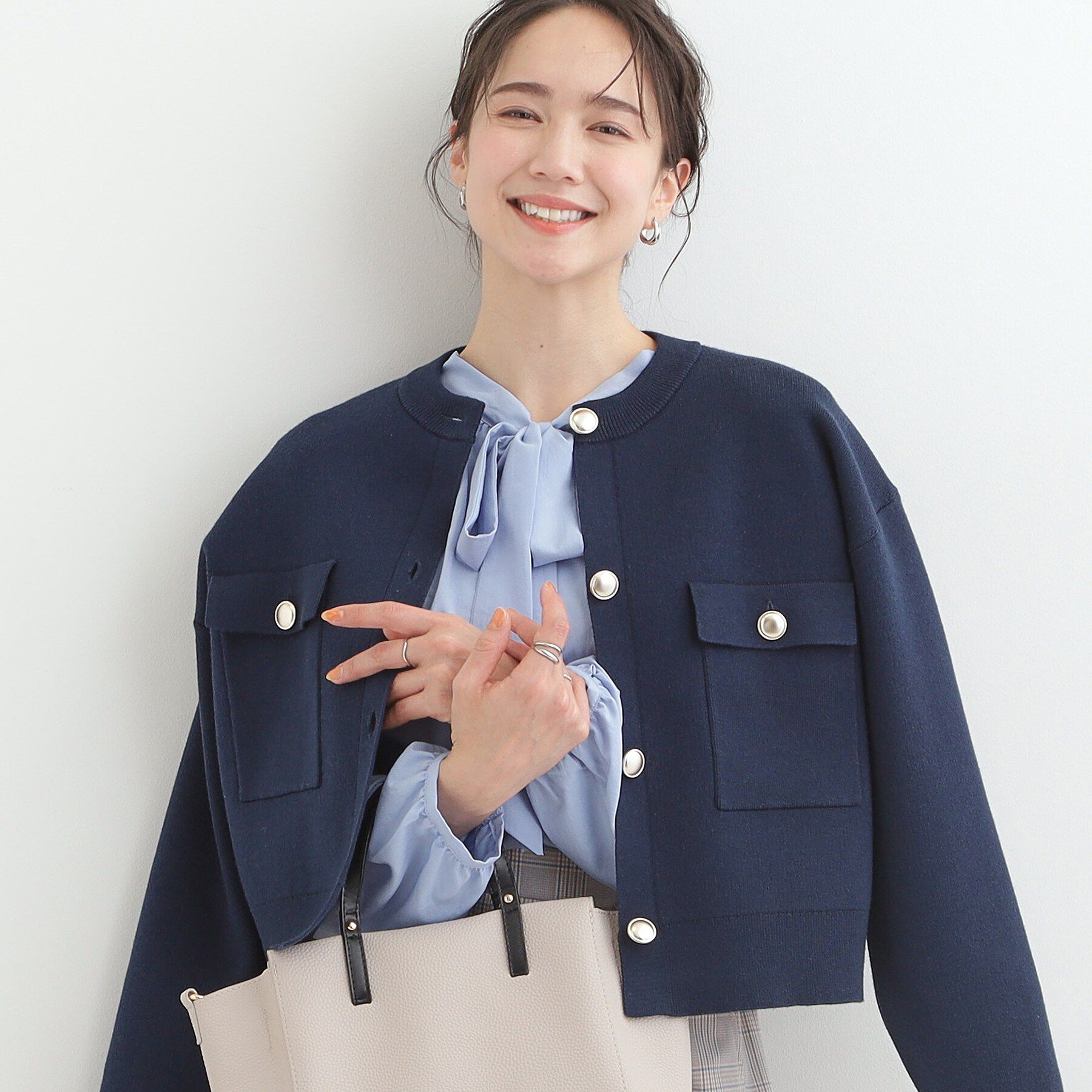 SHOO･LA･RUE「【洗濯機可/S-LL】1枚でも羽織りでも 華やか上品カーデ」|カーディガン|ネイビー(094)