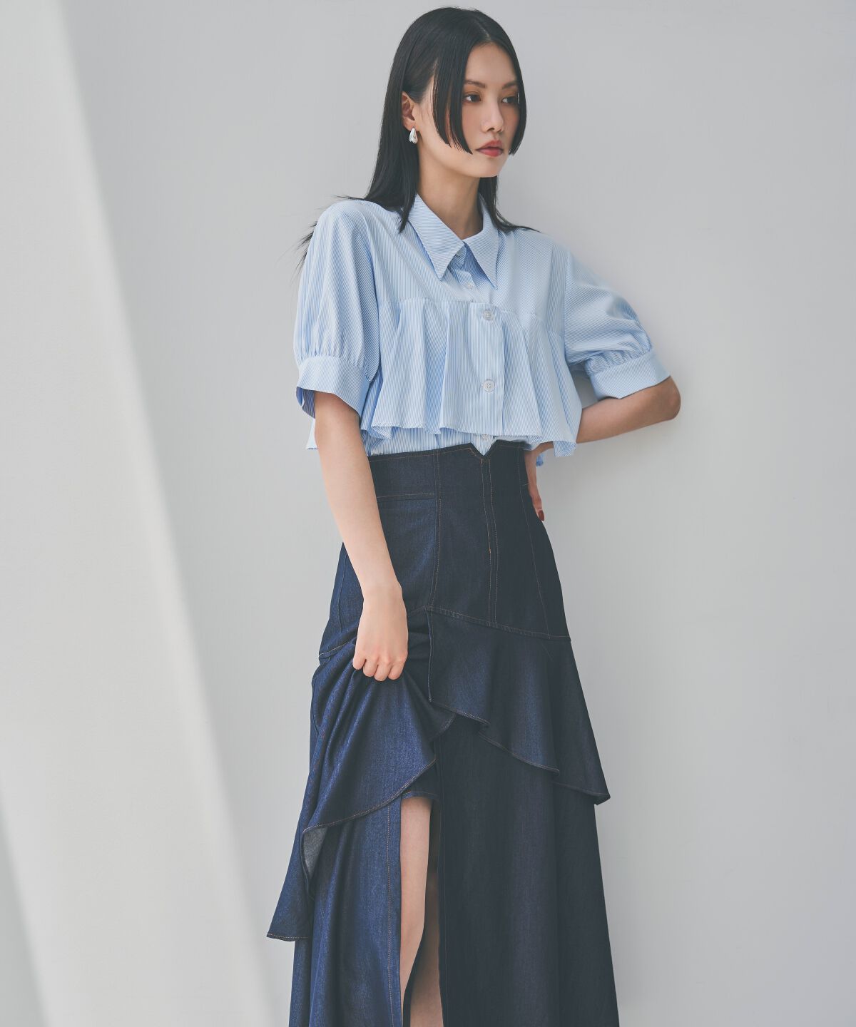 アンドクチュール「デニムライクレイヤードフリルスカート」|フレア|