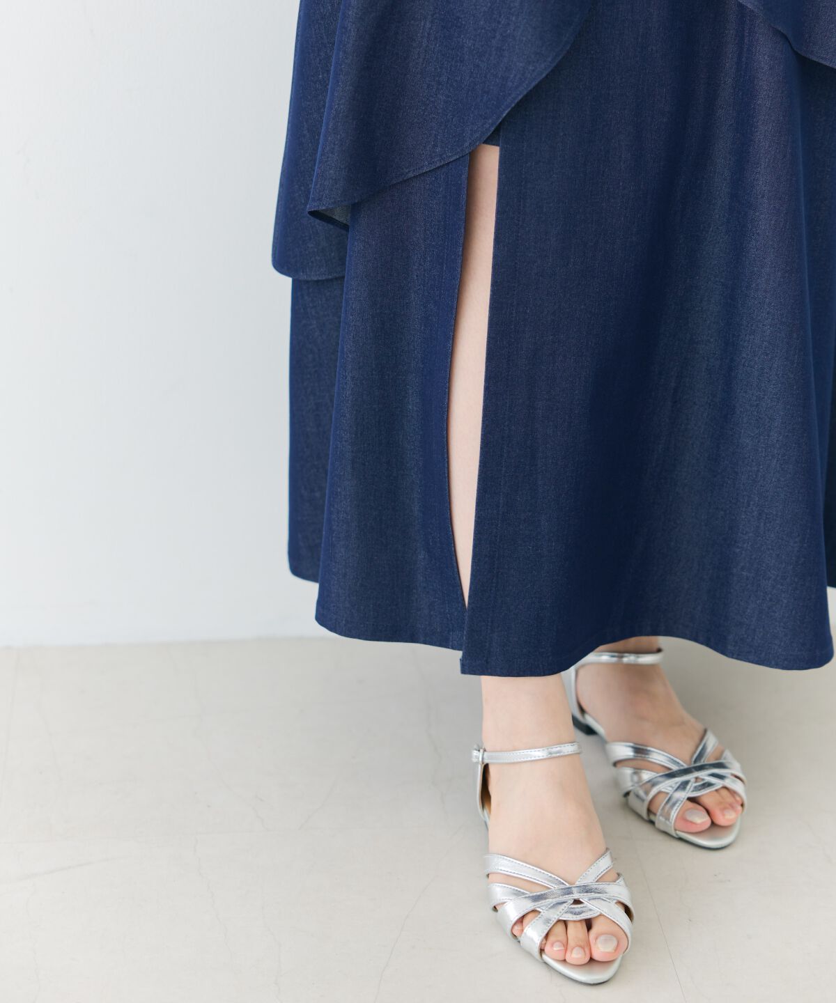 アンドクチュール「デニムライクレイヤードフリルスカート」|フレア|