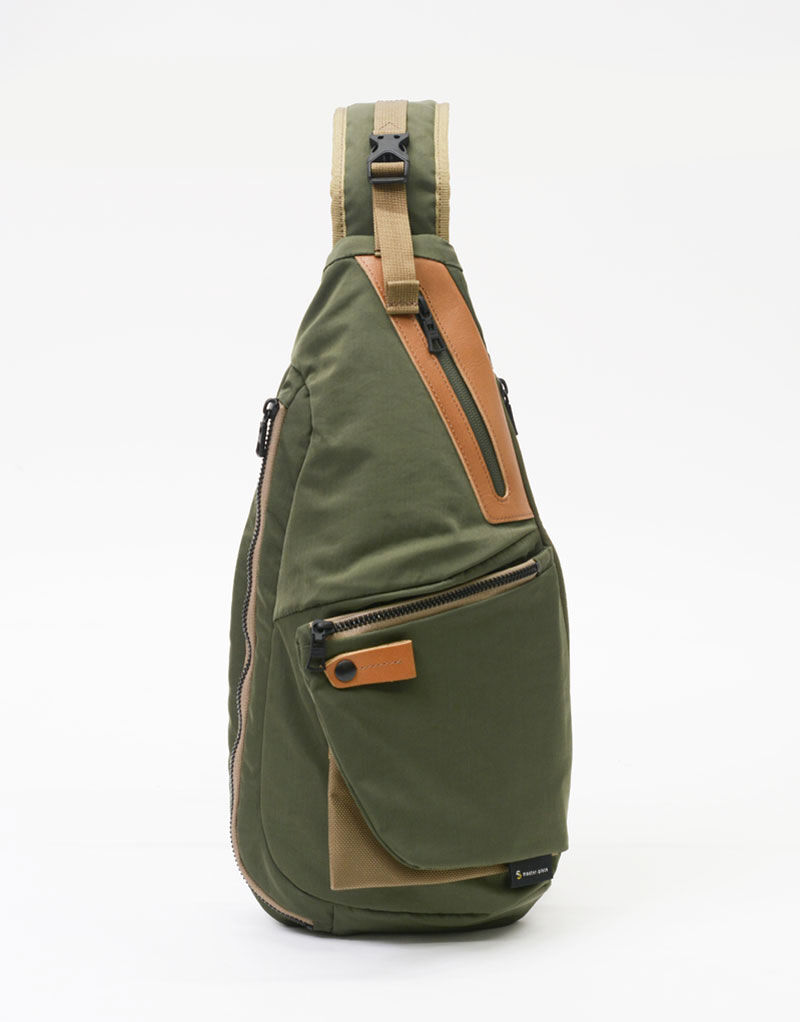 master-piece「CIRCUS スリングバック」|ショルダー・メッセンジャー|