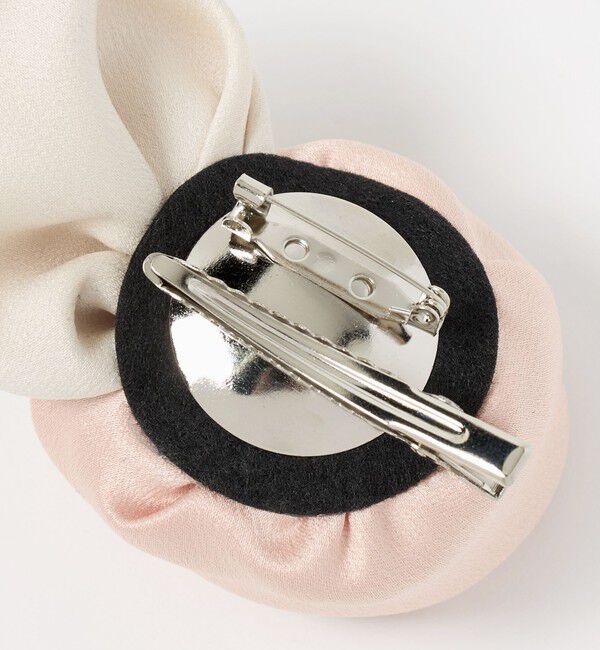 UNITED ARROWS「サテン ローズ コサージュ」|ブローチ・コサージュ|