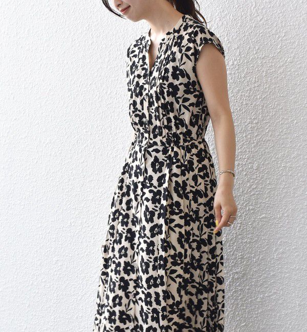 SHIPS for women「【WEB限定】〈洗濯機可能〉ドット 花柄 サイド プリーツ フレンチスリーブ ワンピース」|ワンピース|