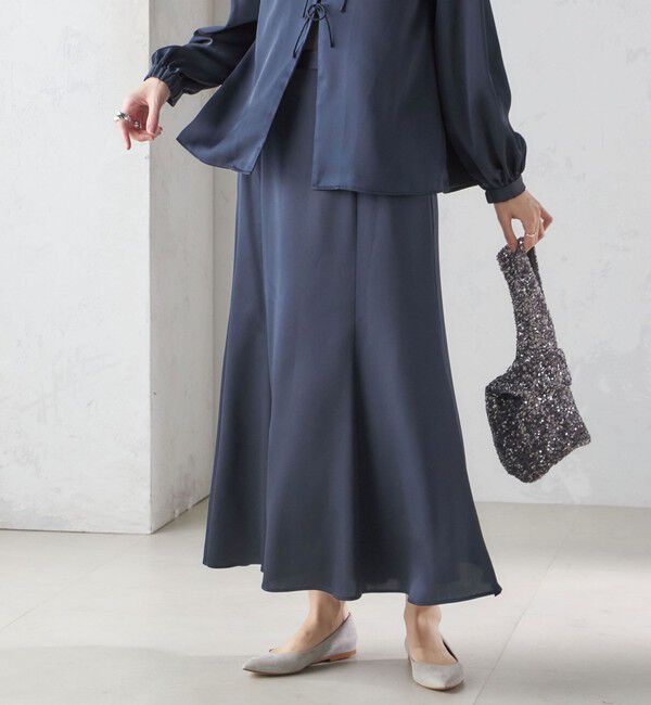 SHIPS for women「【SHIPS別注】troisiemeCHACO:〈手洗い可能〉サテン マーメイド スカート（セレモニー対応可）」|スカート|ネイビー