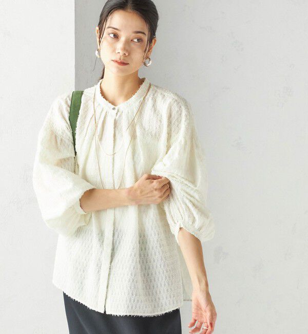 SHIPS for women「〈手洗い可能〉シアー ジャカード 袖 シャーリング ブラウス」|シャツ・ブラウス|オフホワイト