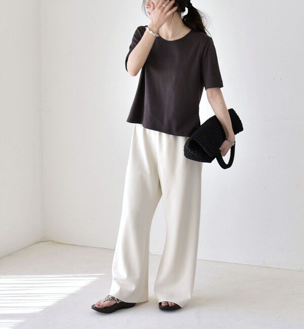 quaranciel「《予約》quaranciel:〈接触冷感/汗染み防止加工/洗濯機可能〉ベーシック コンパクト TEE」|Tシャツ・カットソー|