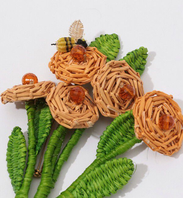 TOMORROWLAND GOODS「Mercedes Salazar Roses&Bee ブローチ」|ブローチ・コサージュ|