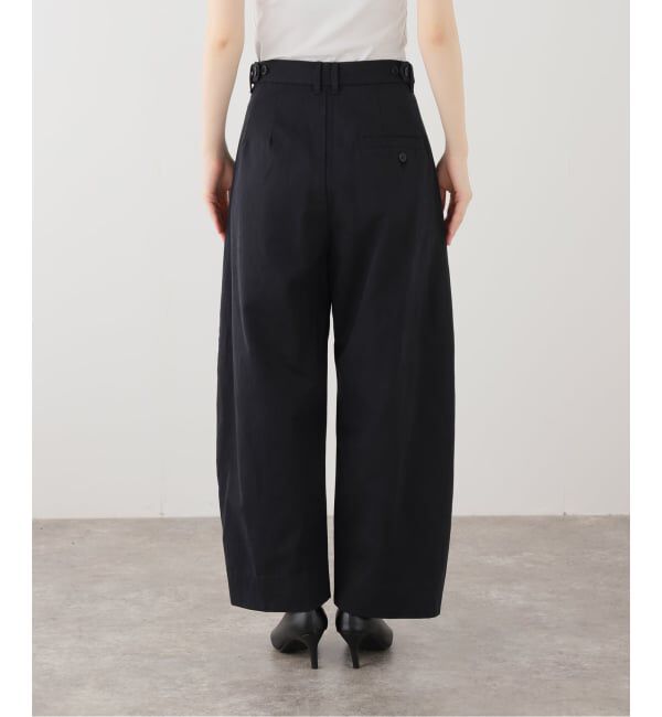 Spick and Span「コットンサテンタックカーブパンツ」|スラックス|