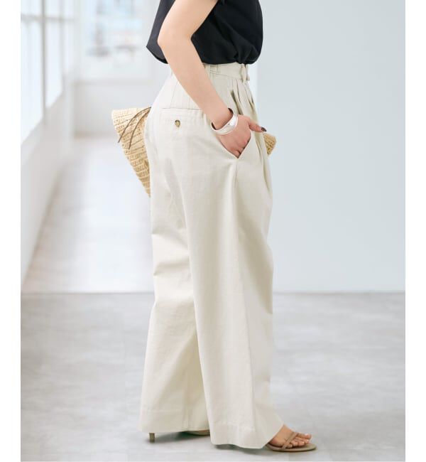 Spick and Span「コットンサテンタックカーブパンツ」|スラックス|