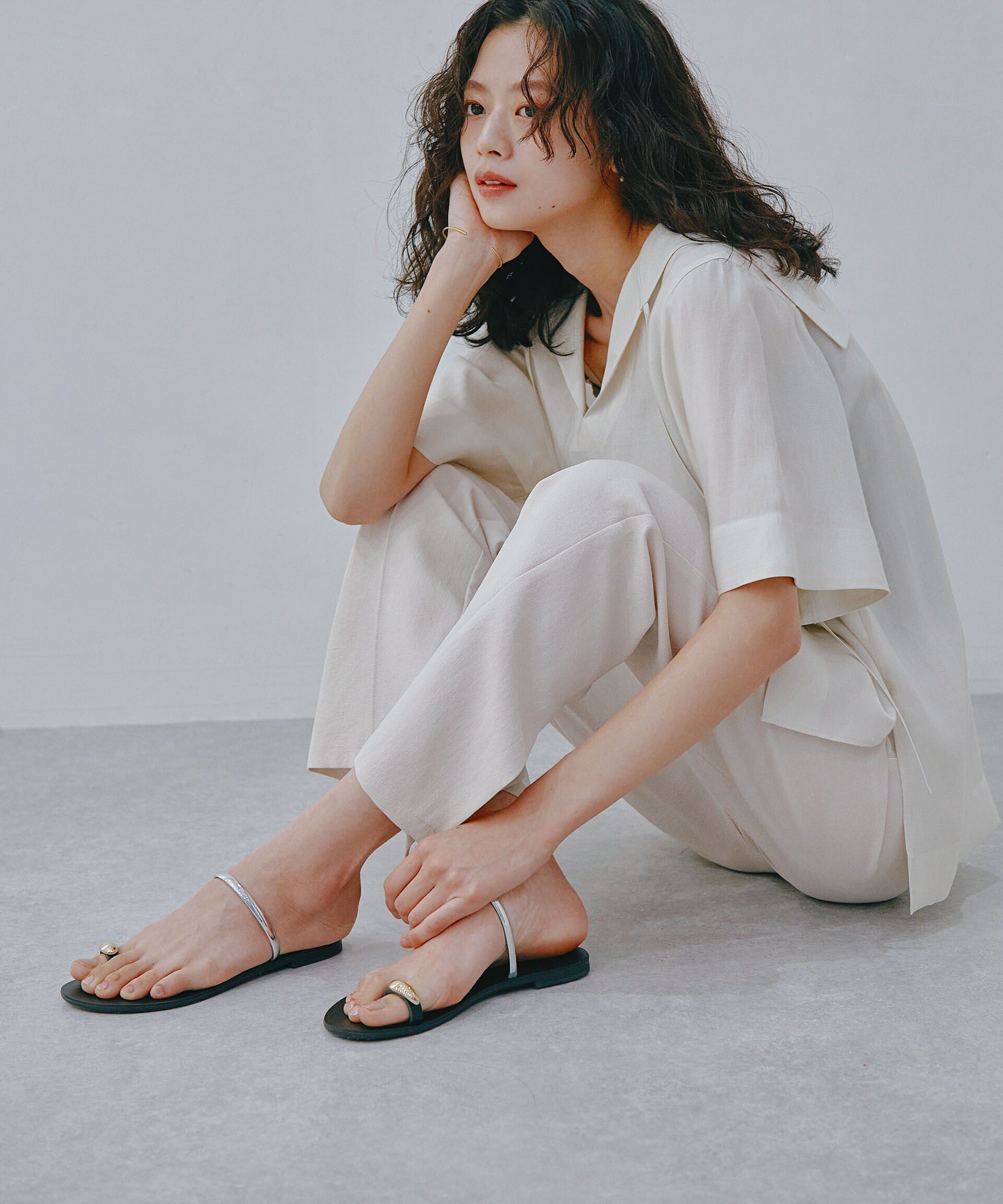 nano･universe「バックスリットトラックパンツ」|チノ|