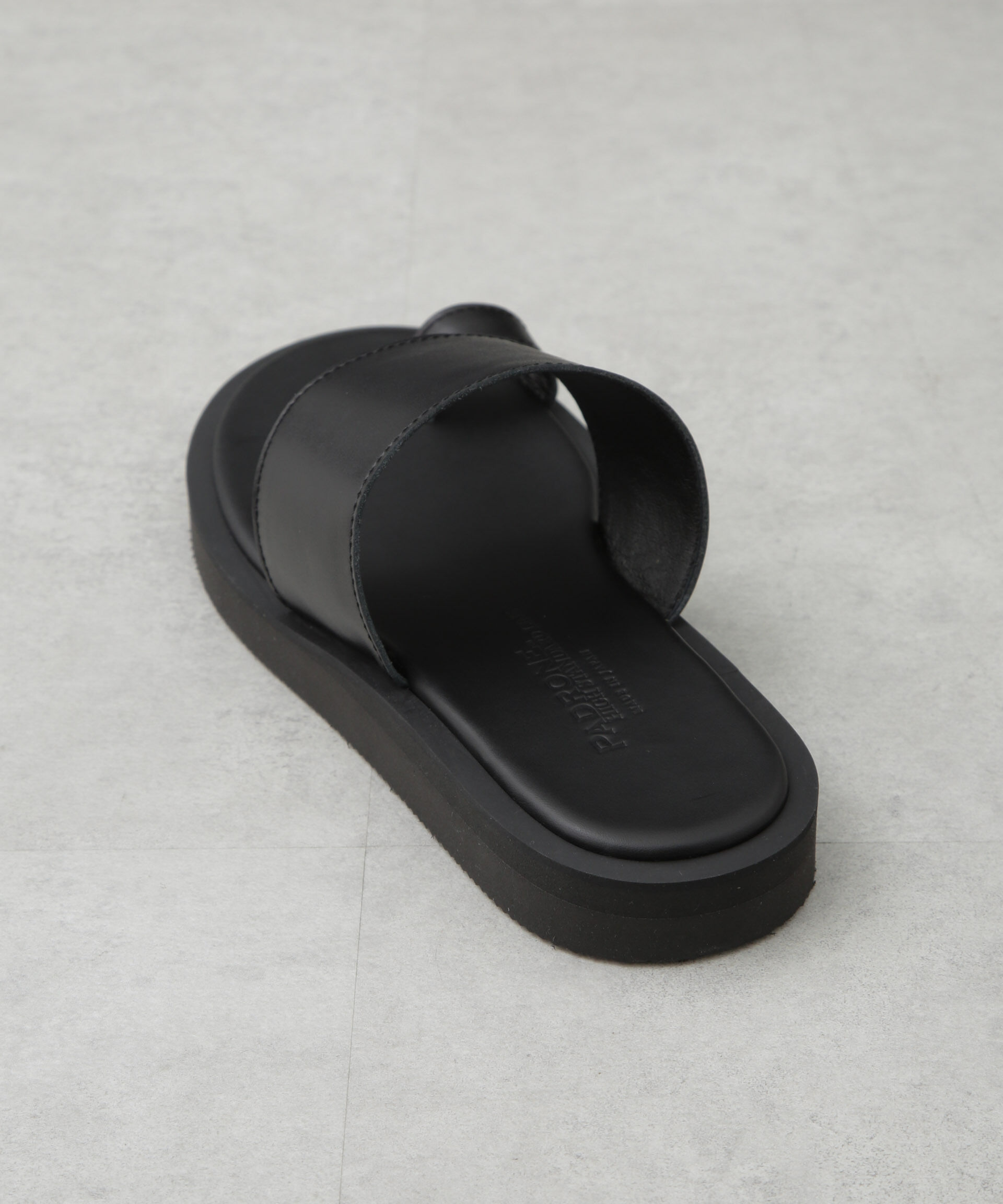 nano･universe「PADRONE THE STANDARD LINE/別注 THONG SANDAL / 指ぬきレザーサンダル」|サンダル|