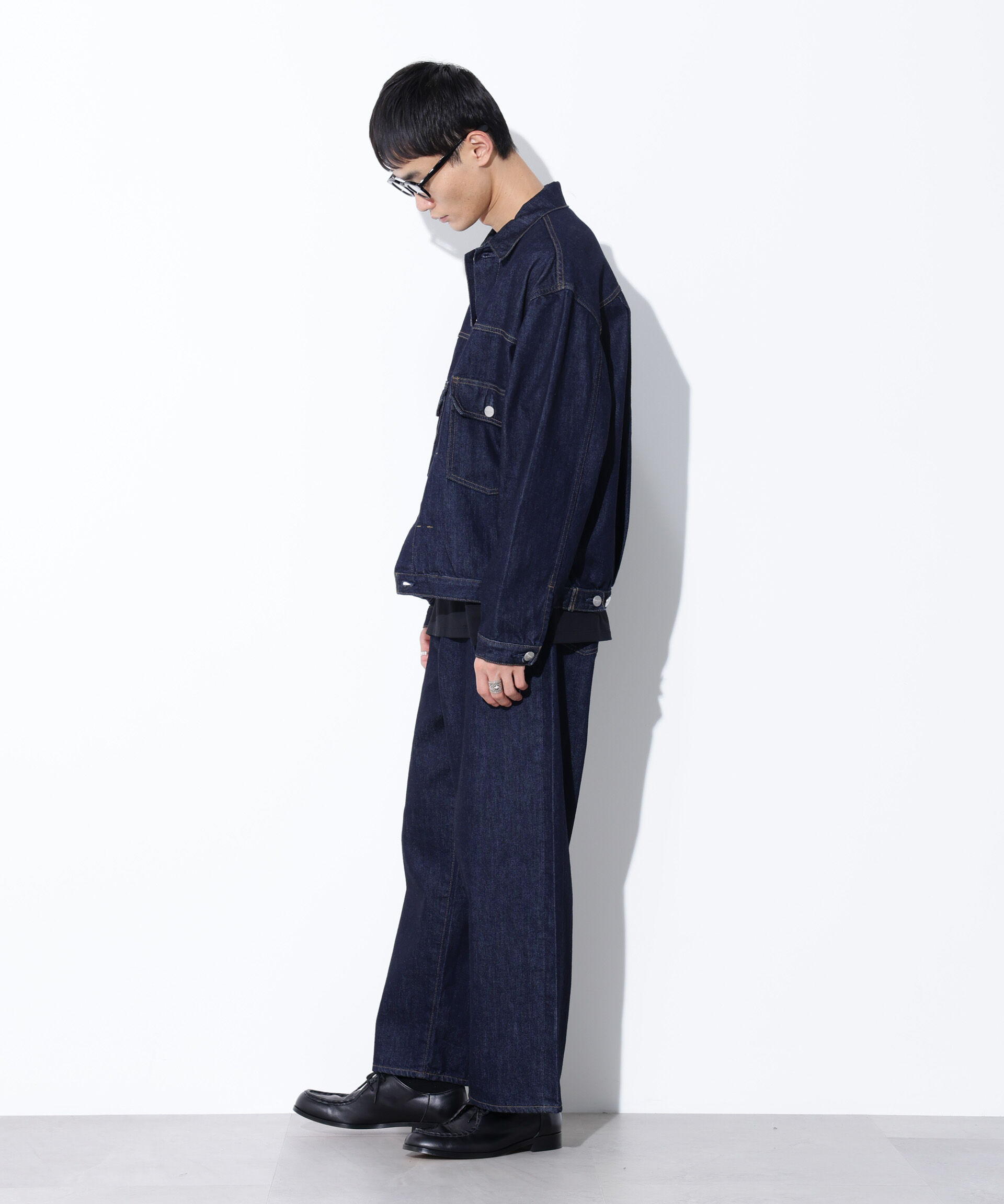 nano･universe「AUTHENコラボ SILKNIZED DENIM トラッカージャケット(セットアップ可)」|ブルゾン・スタジャン|