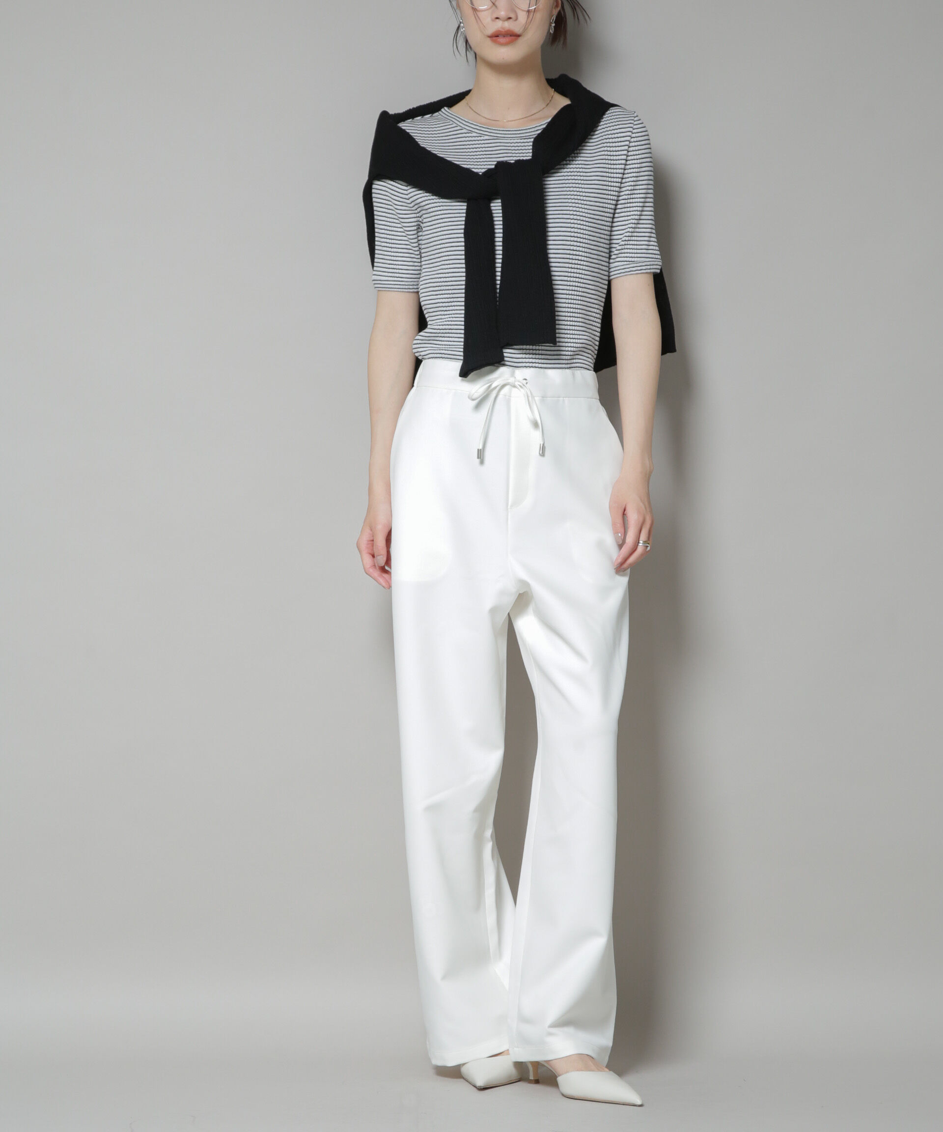 nano･universe「ウェストドロストワイドストレートパンツ」|チノ|オフホワイト1