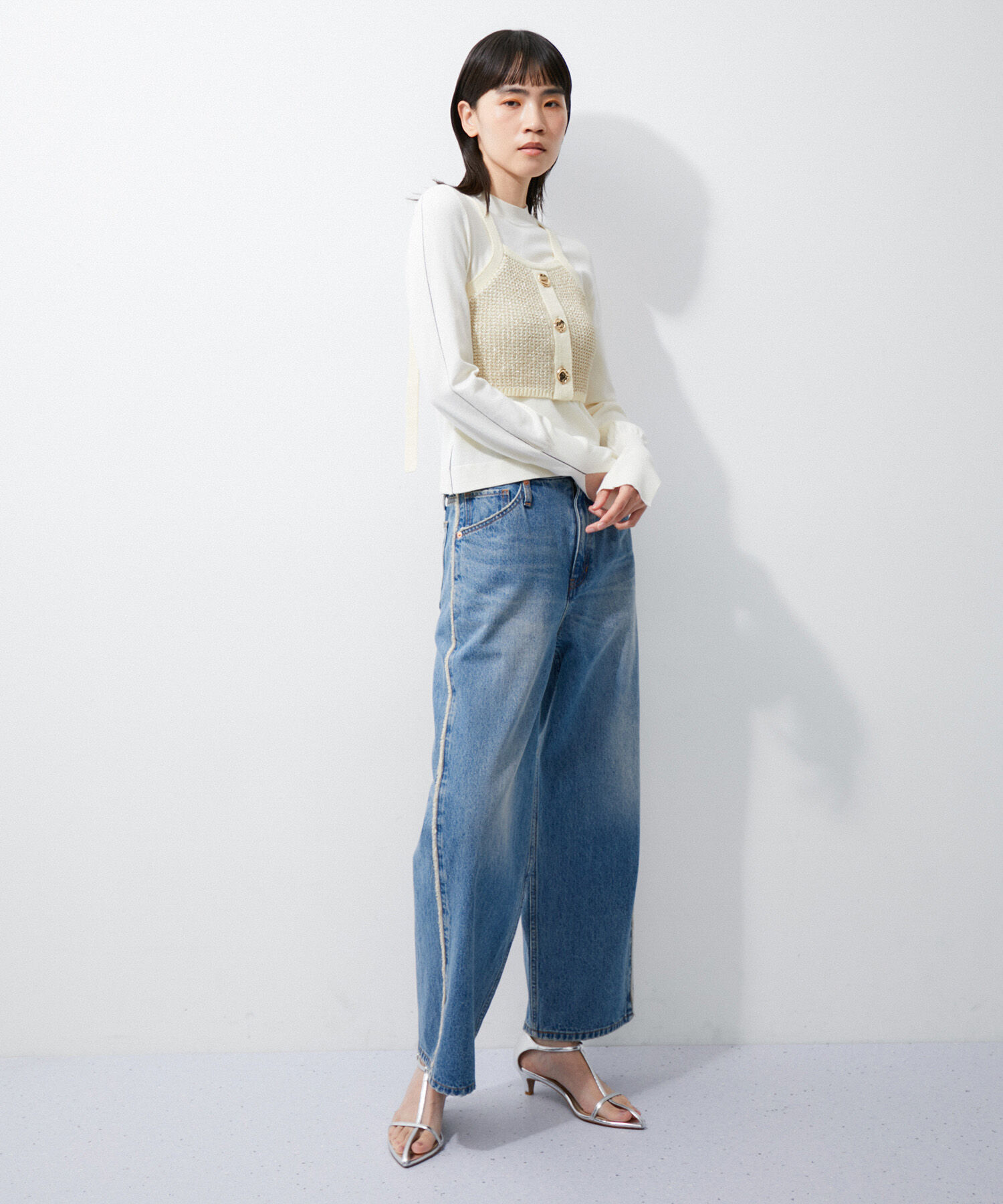 ADAM ET ROPE'「【サステナブル】ナロークロスストラップサンダル」|サンダル|