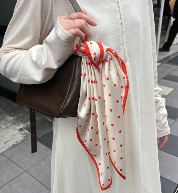  「【PAPILLONNER/パピヨネ】スクエアドットスカーフ/セレモニー」|バンダナ・スカーフ|オフホワイト