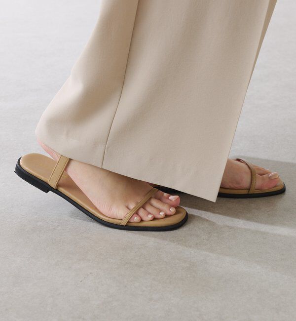  「【PAPILLONNER/パピヨネ】フラットスクエアサンダル」|サンダル|