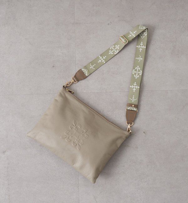  「エンボスモノグラムショルダーバッグ」|ショルダー・メッセンジャー|