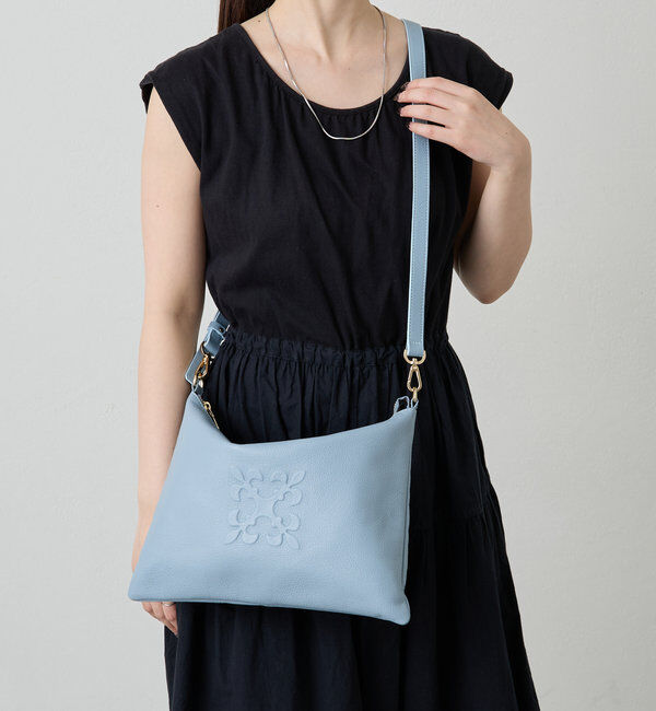  「エンボスモノグラムショルダーバッグ」|ショルダー・メッセンジャー|