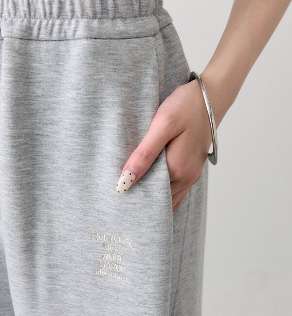  「タックカーブスウェットパンツ」|チノ|