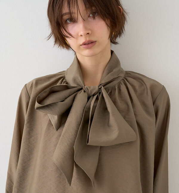 Rouge vif「【一部店舗限定】袖ボリュームボウタイブラウス」|シャツ・ブラウス|