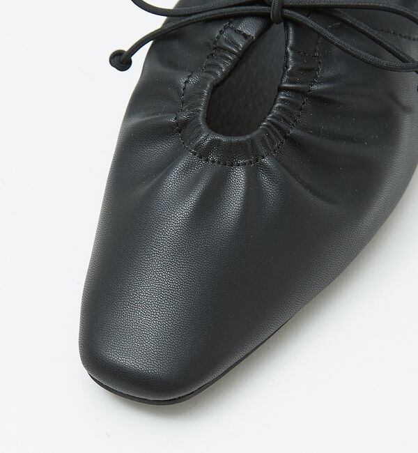 AU BANNISTER「【LAROUTE】レースアップギャザー ソフトパンプス」|その他|