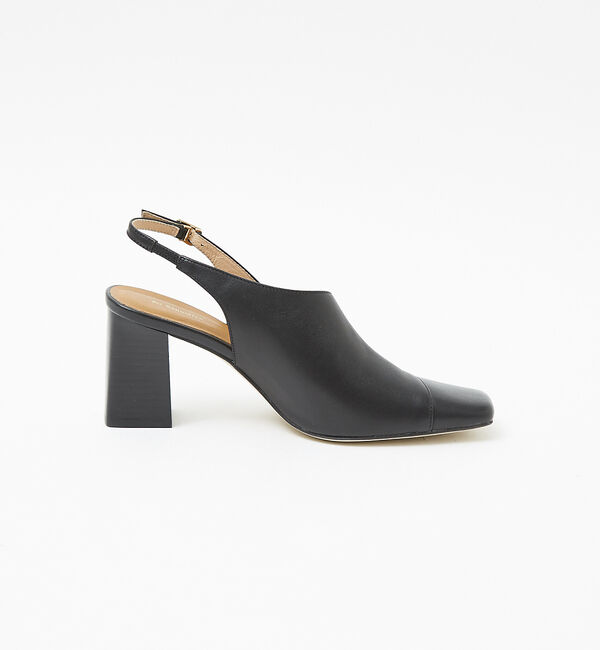 AU BANNISTER「アシンメトリー スクエアトゥブーサン」|サンダル|