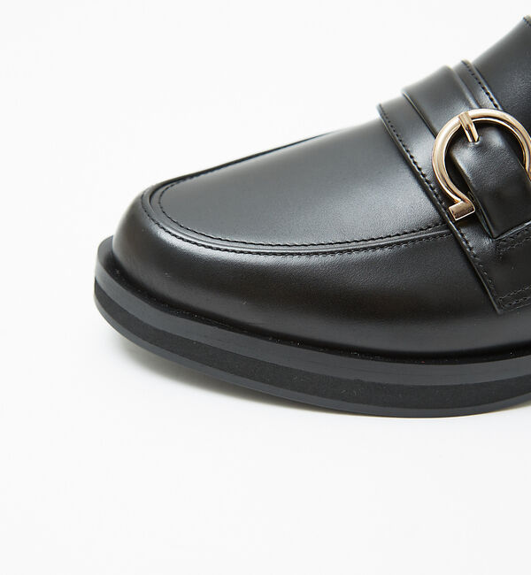 AU BANNISTER「ローファーモチーフミュール」|サンダル|